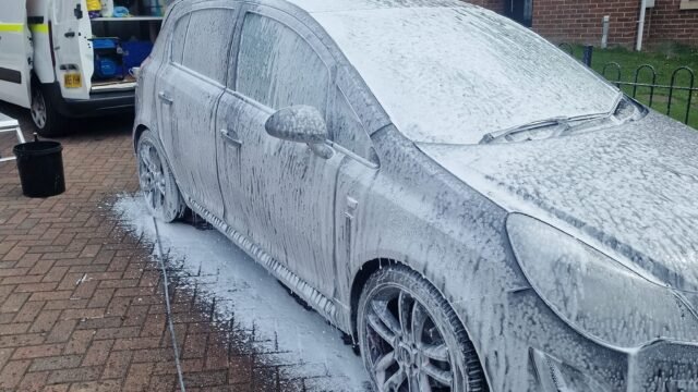 Fauvels-Mobile-Valeting-4