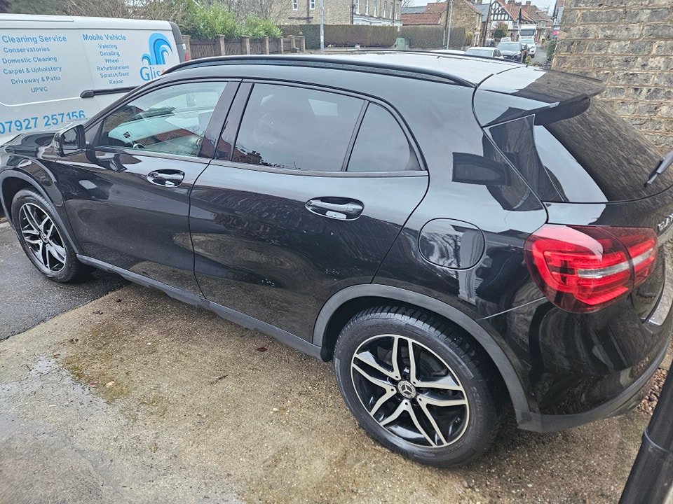 Glisten-Mobile-Valeting-2