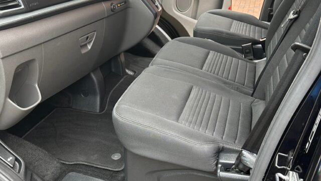 Mark-Hayton-Valeting-5