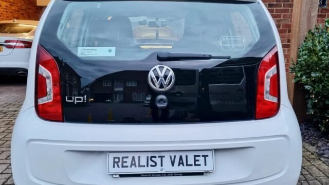 Realist-Valet-5