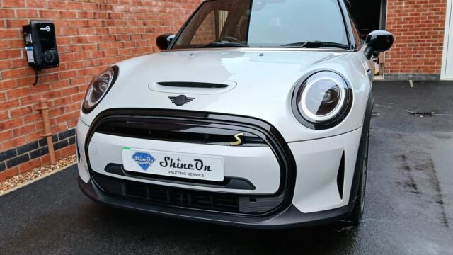 Shine-On-Valeting-Service-4