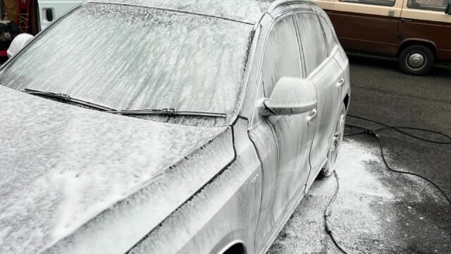 Zika-Car-Valeting-3